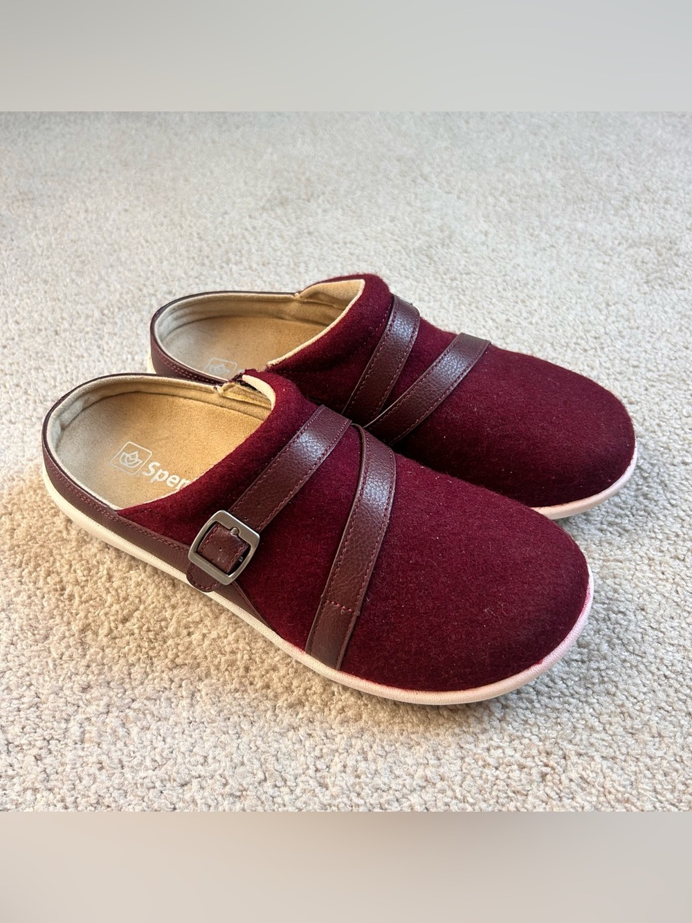 Spenco Women's Size 8.5B Ashton Wool Slide Mule Burgundy Buckle Slip on EUC